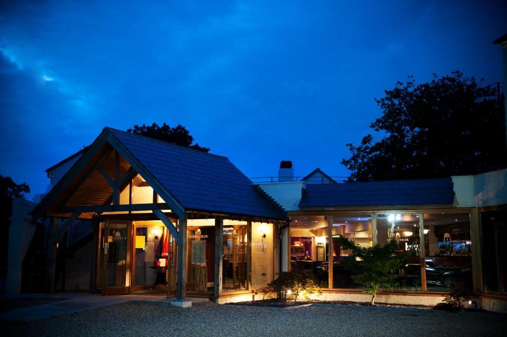 East Close Christchurch  Exterior photo