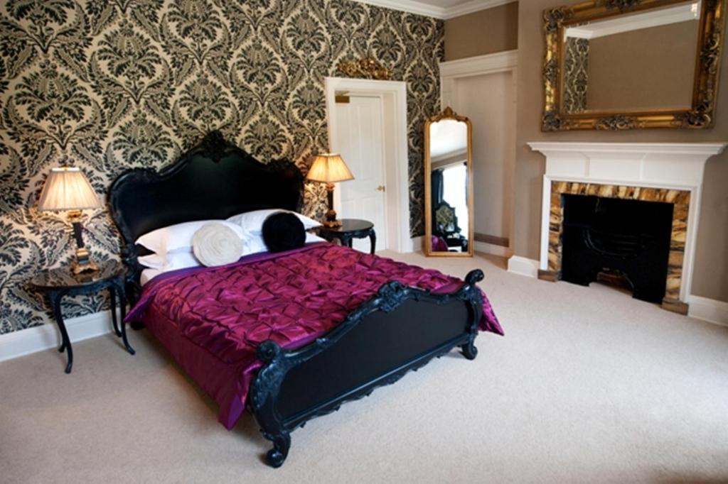 East Close Christchurch  Room photo