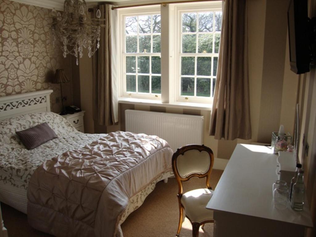 East Close Christchurch  Room photo